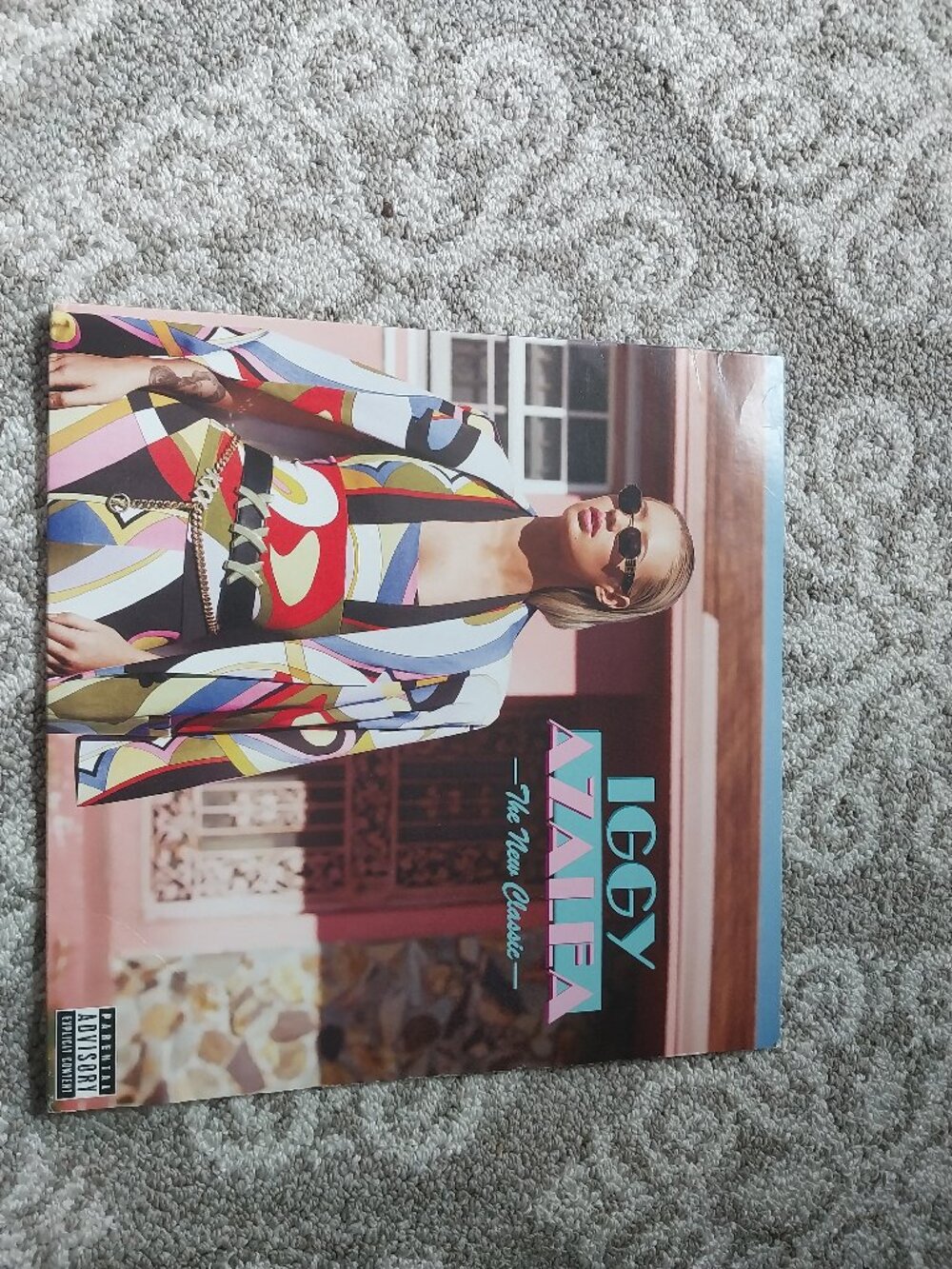 Iggy Azalea Albulm the new classic